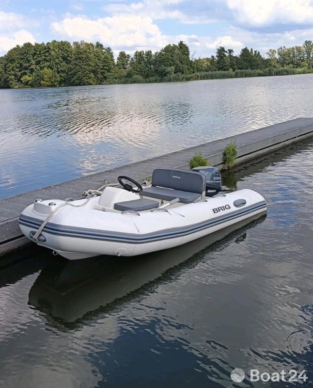 Brig Falcon 300 T