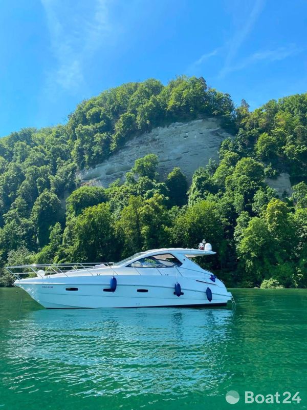 Sealine SC38