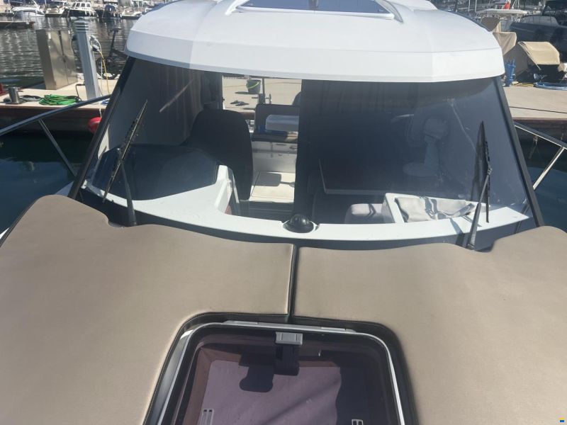 Jeanneau Merry Fisher 695