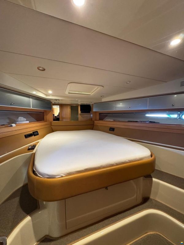 Riva Rivale 52