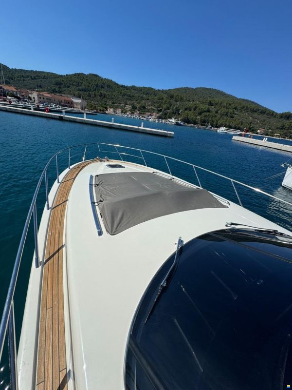 Riva Rivale 52