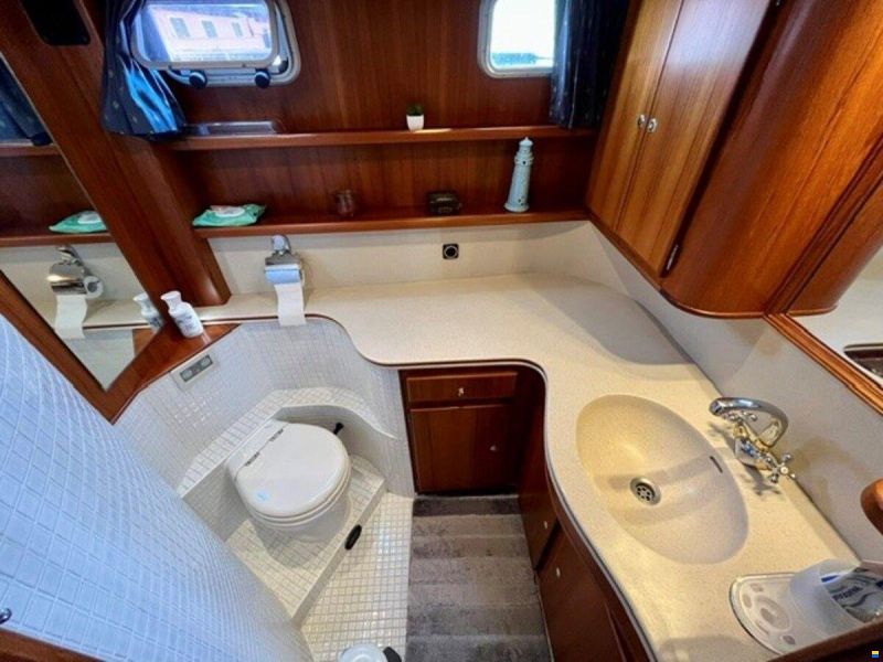 Holterman & De Vries 44 Royal Class