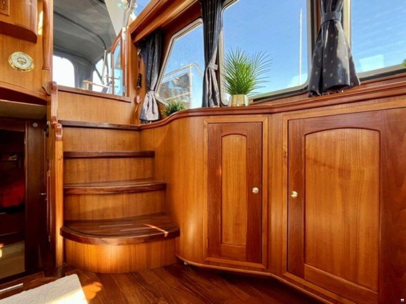 Holterman & De Vries 44 Royal Class