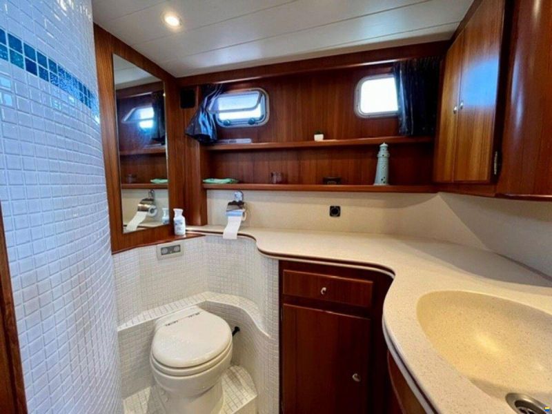 Holterman & De Vries 44 Royal Class