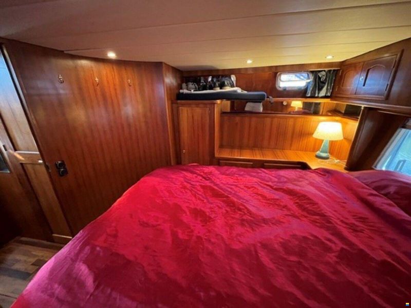 Holterman & De Vries 44 Royal Class