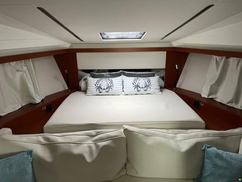 Jeanneau Leader 33