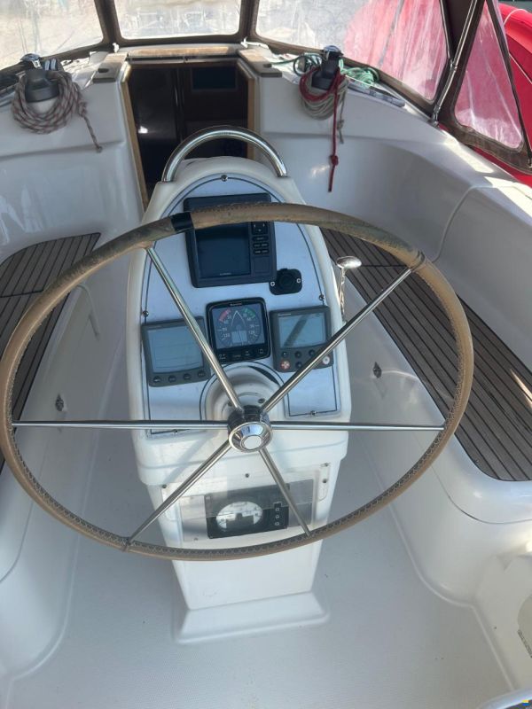 Dufour Gib sea 37