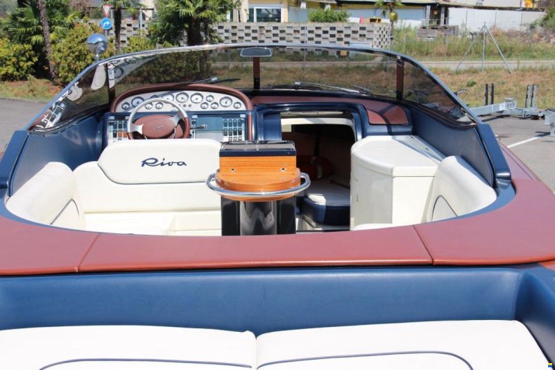 Riva AQUARIVA 33