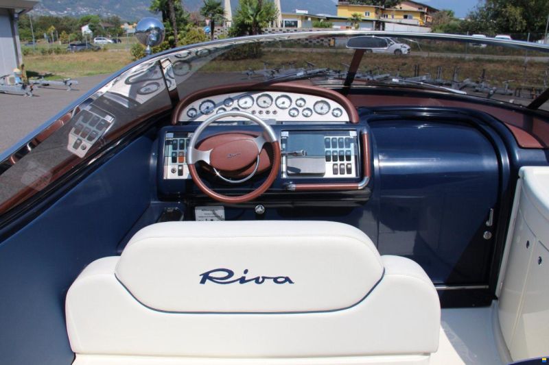 Riva AQUARIVA 33