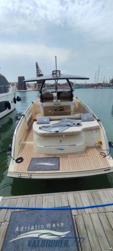 Invictus GT320