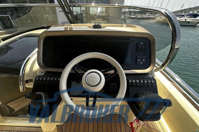 Invictus GT320