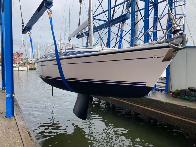 Dehler 37