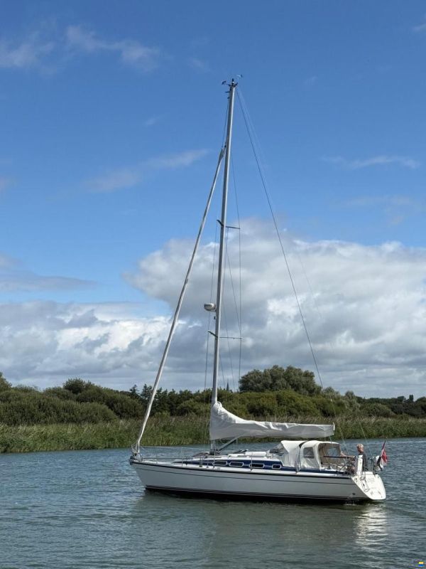 Dehler 37