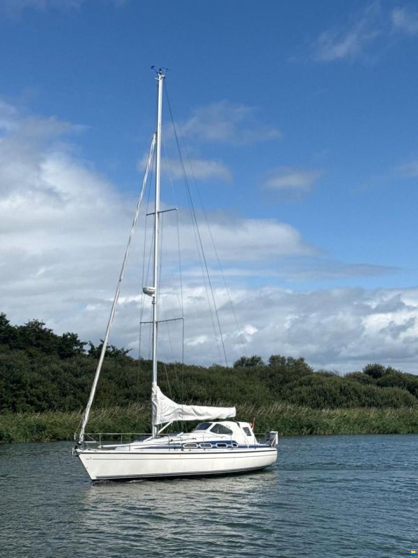 Dehler 37