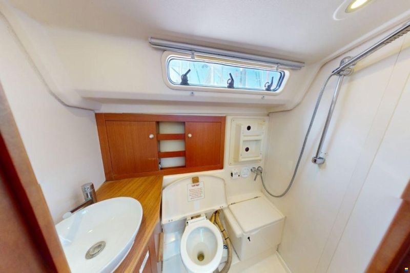 Hanse 385