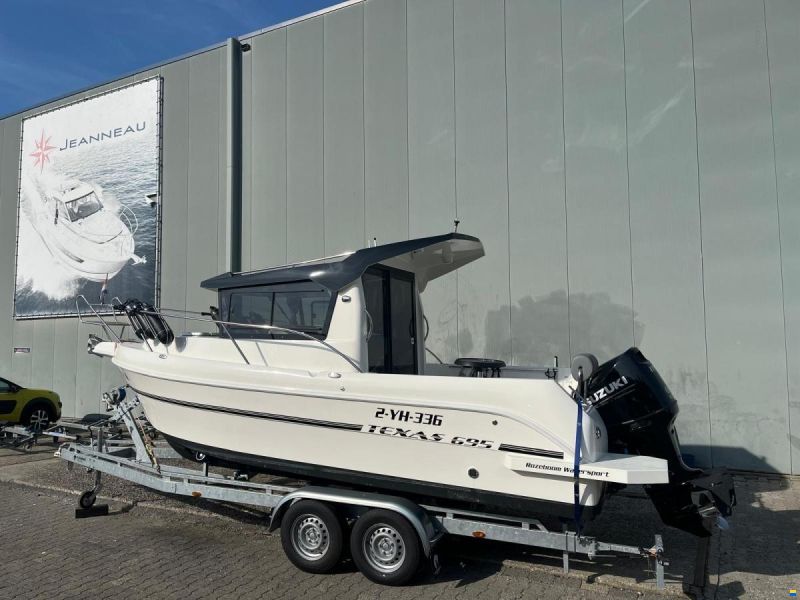 Texas boats 695 Pilothouse