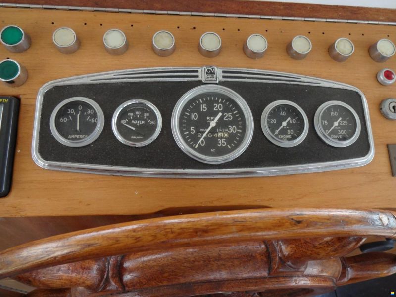 Akerboom Bakdekkruiser 1500