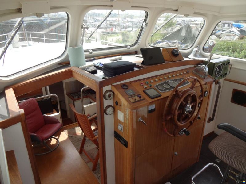 Akerboom Bakdekkruiser 1500