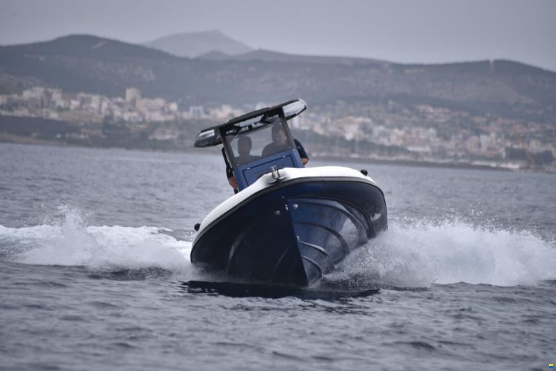 Hydrohulls HH9