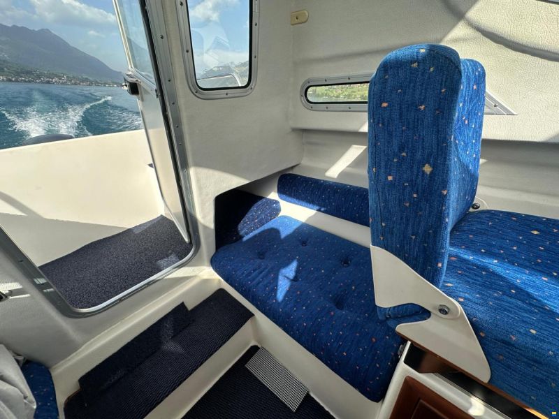 Bella 571 Cabin