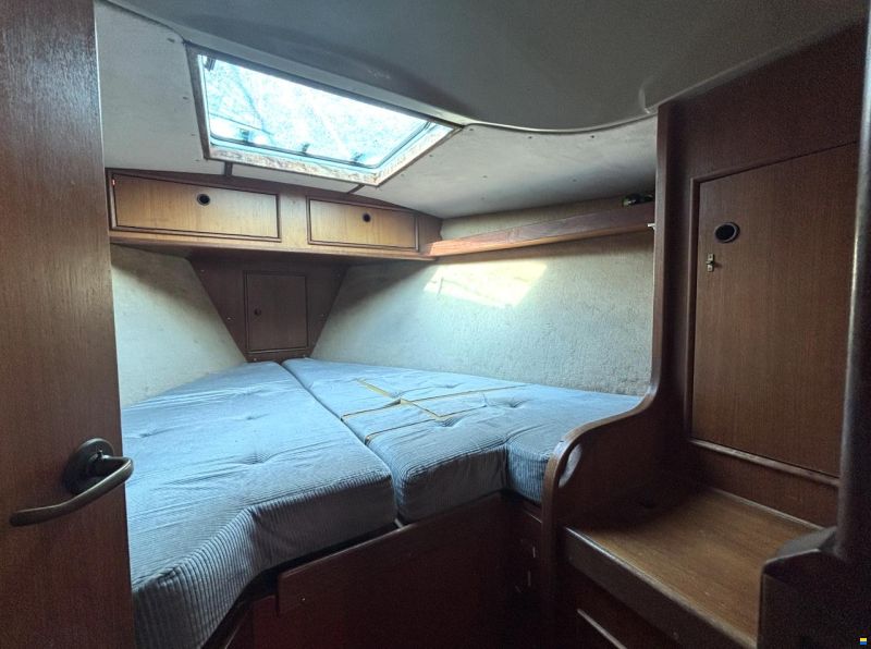Dehler 372