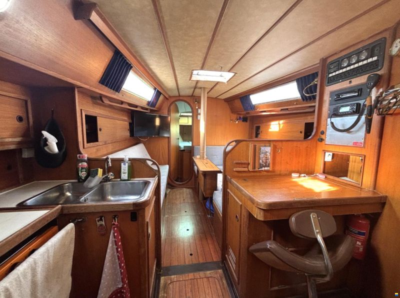 Dehler 372