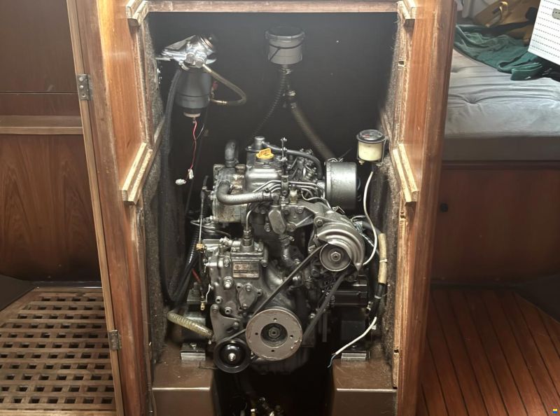 Dehler 372