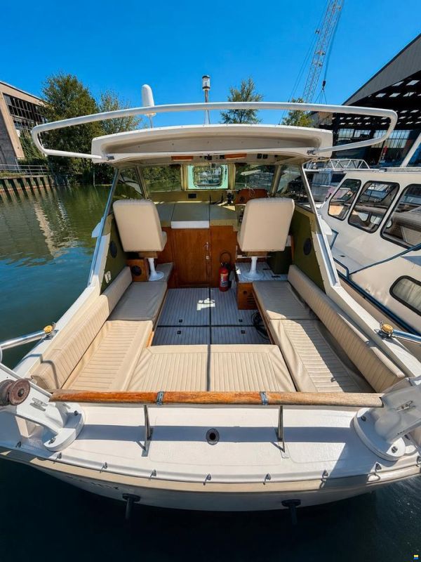 Fjord Cabin 30