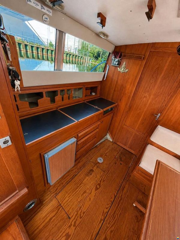 Fjord Cabin 30