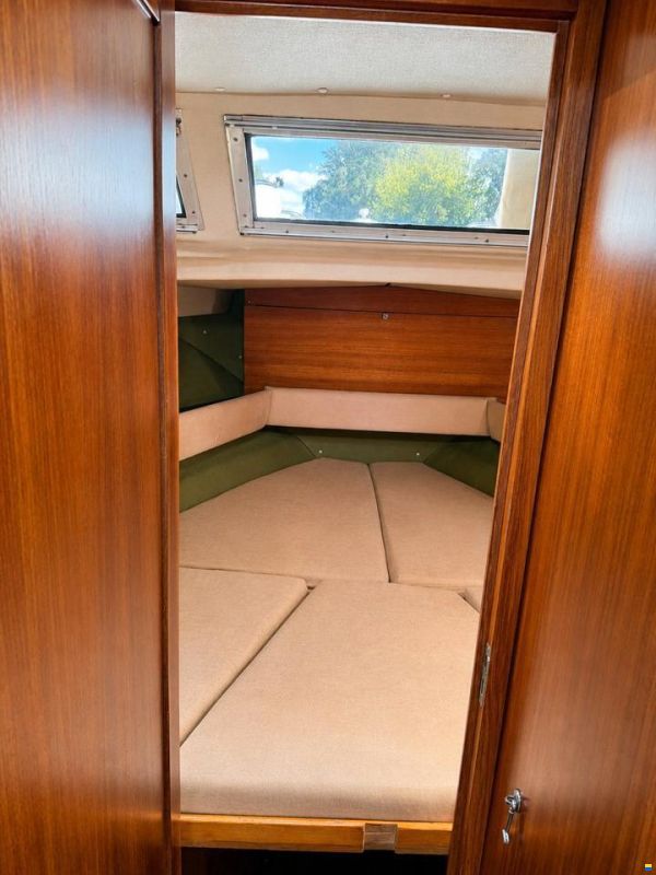 Fjord Cabin 30