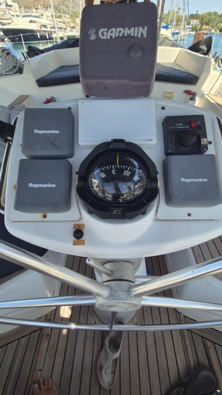 Dromor Triton 48