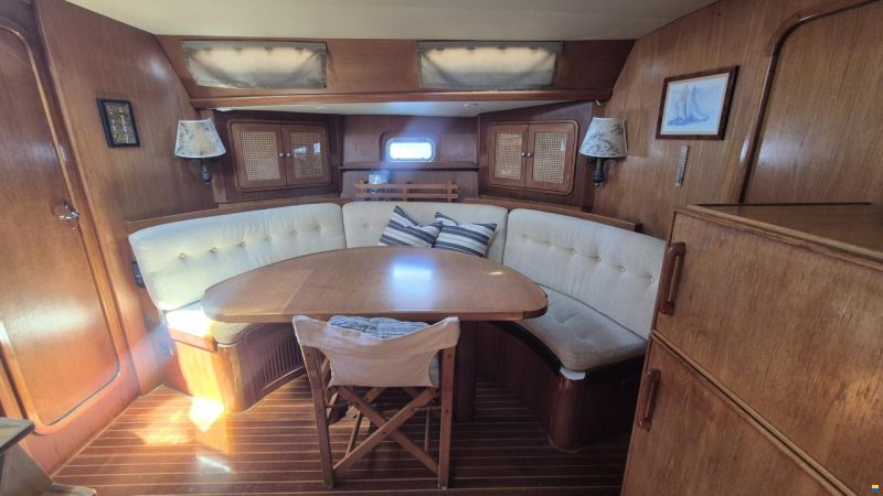 Dromor Triton 48