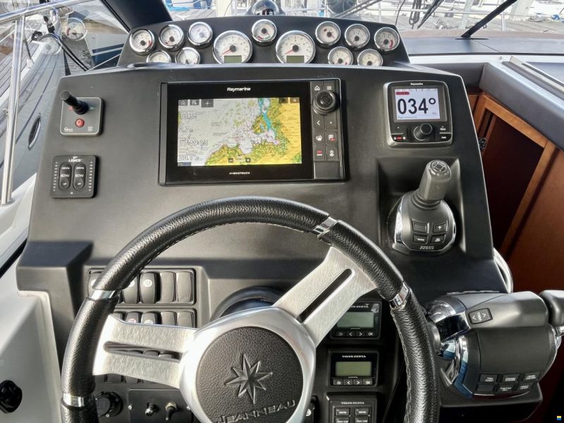 Jeanneau NC 11