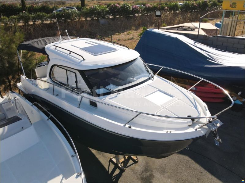 Beneteau Antares 8 OB