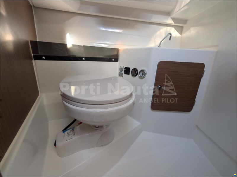 Beneteau Antares 8 OB