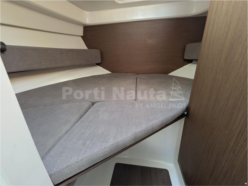 Beneteau Antares 8 OB