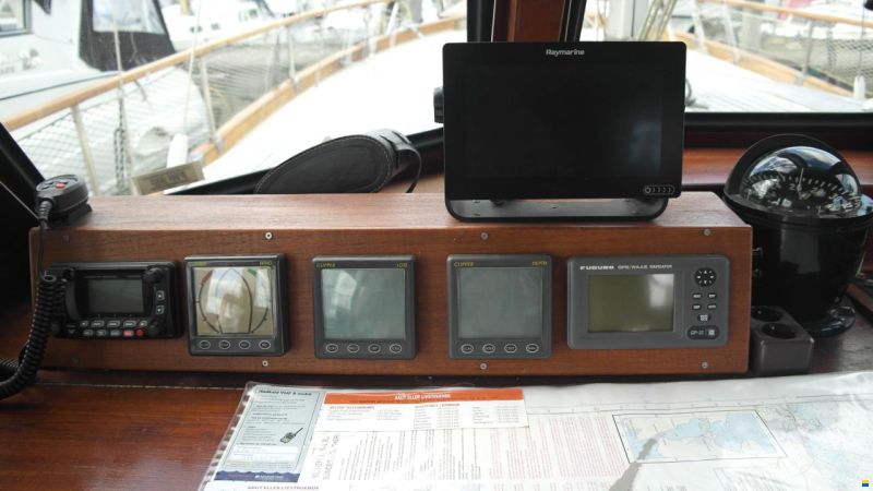 Nauticat 33