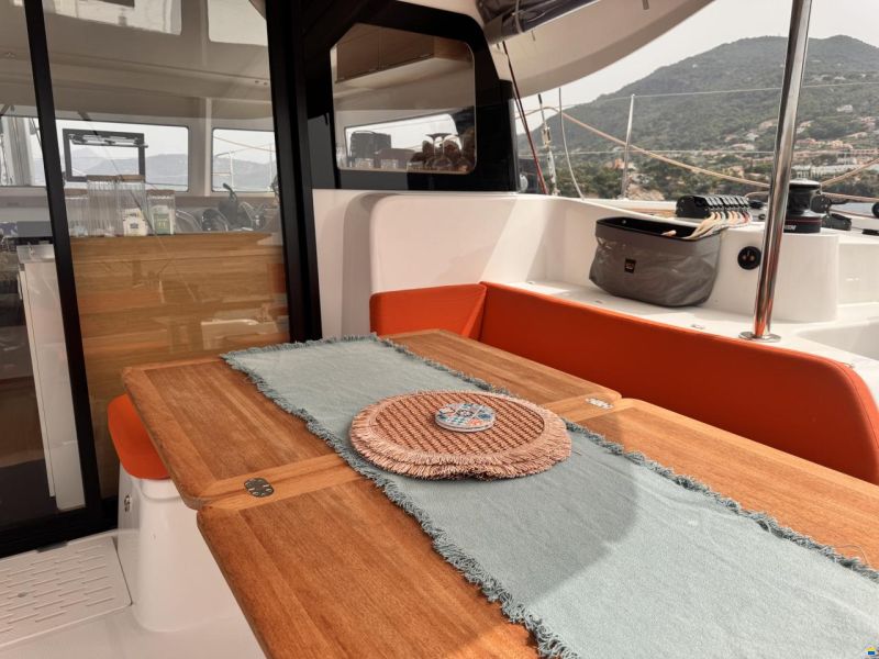 Excess 11 Pulse Line Catamaran - Rúna