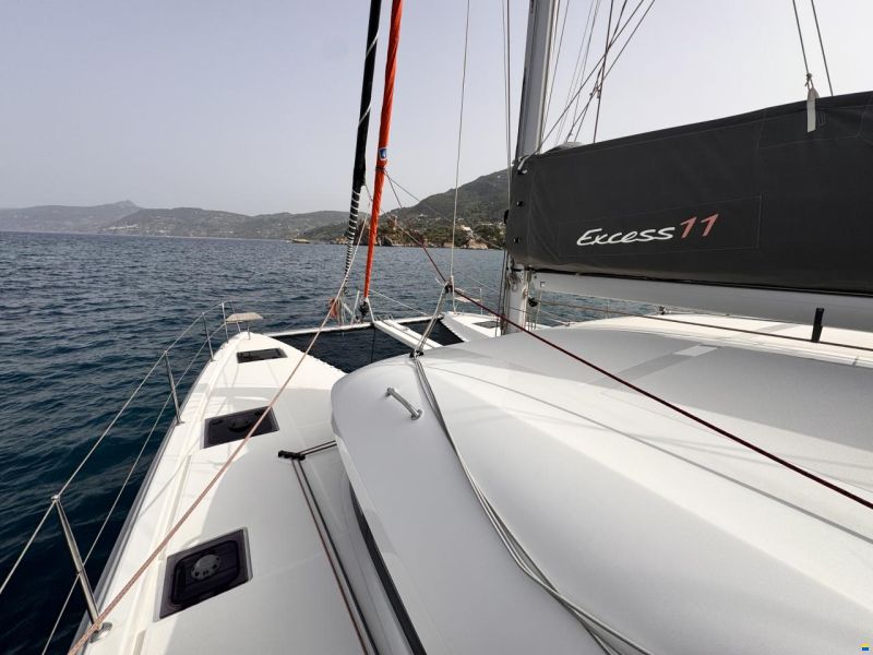 Excess 11 Pulse Line Catamaran - Rúna