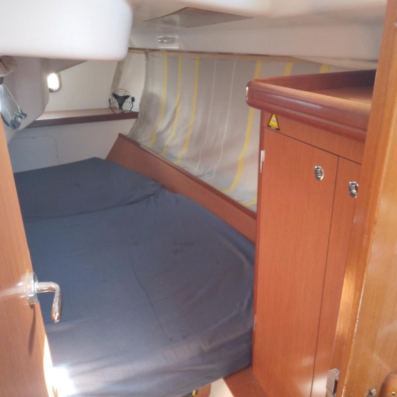 Beneteau Oceanis 323 clipper