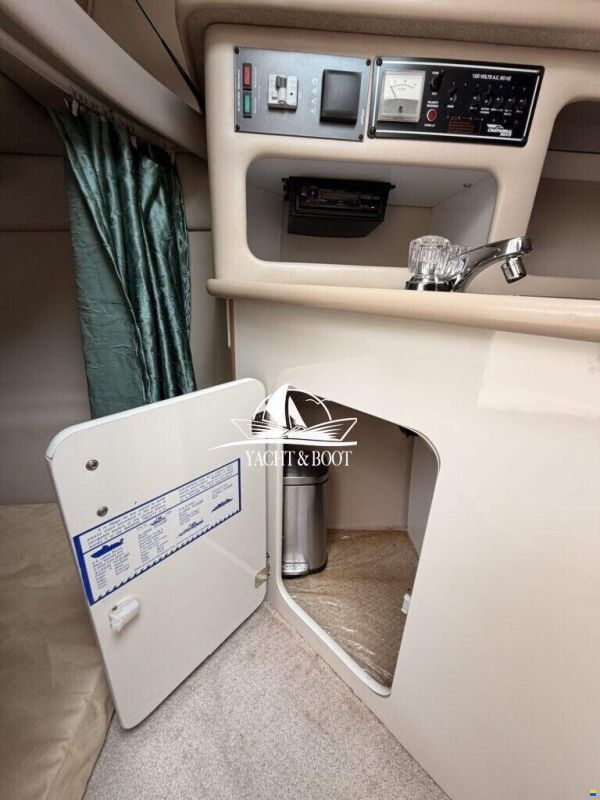 Chaparral 240 Signatur