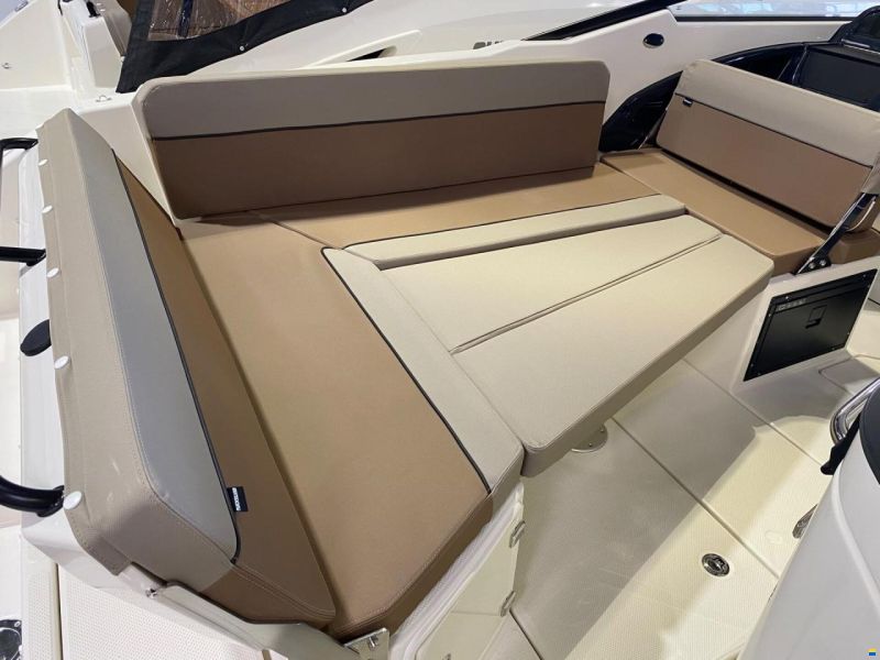 Quicksilver ACTIV 755 CRUISER