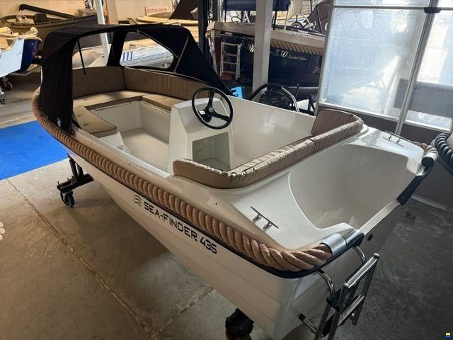 SeaFinder 435