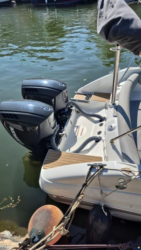 Beneteau 750 flyer Sundeck