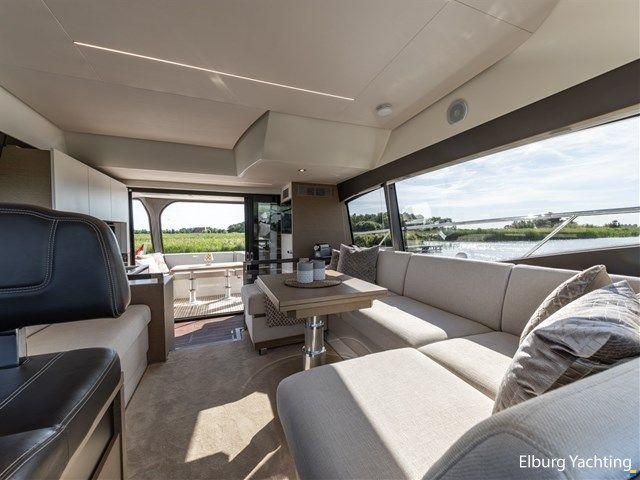 Prestige 460 - Flybridge