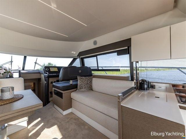 Prestige 460 - Flybridge