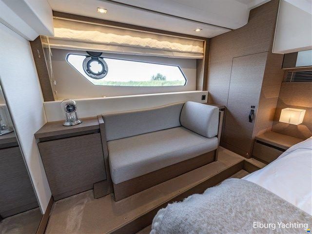 Prestige 460 - Flybridge