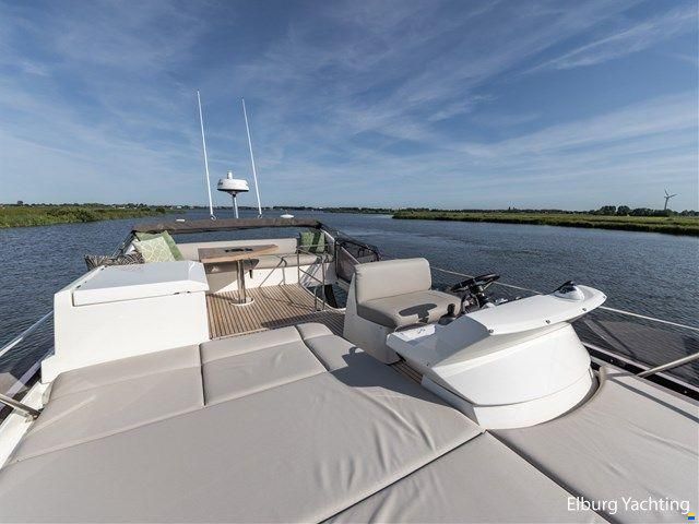 Prestige 460 - Flybridge