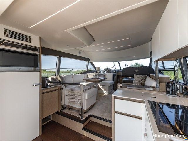 Prestige 460 - Flybridge