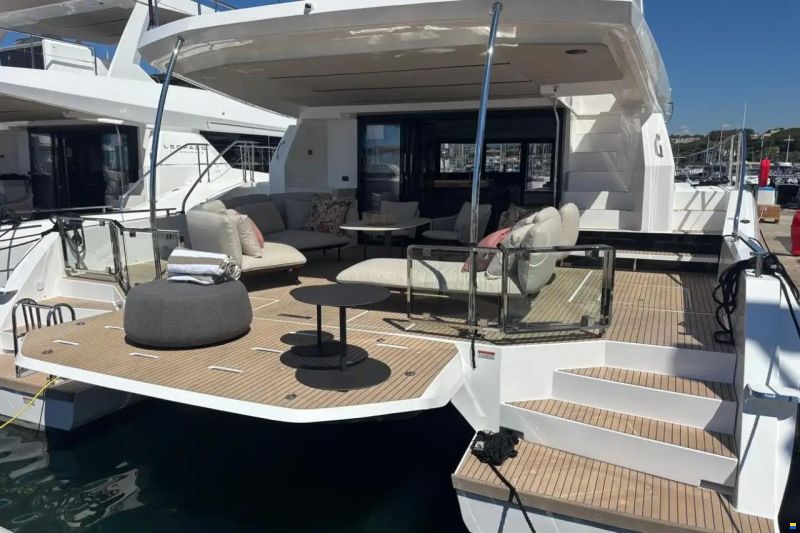 Leopard 53 Powercat